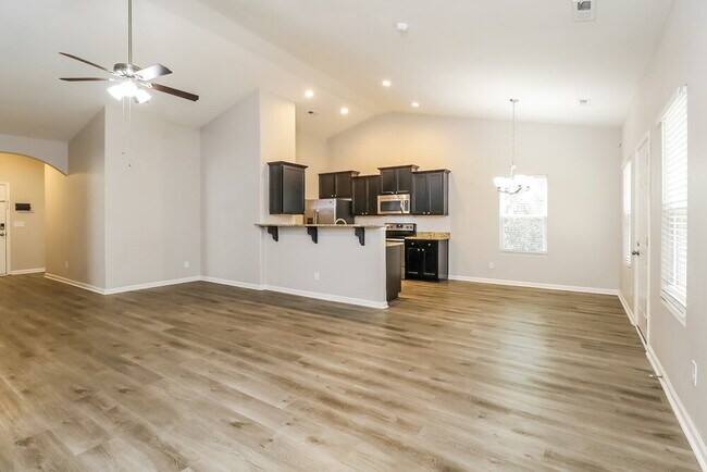 Foto del edificio - 2521 Meadow Crossing Dr