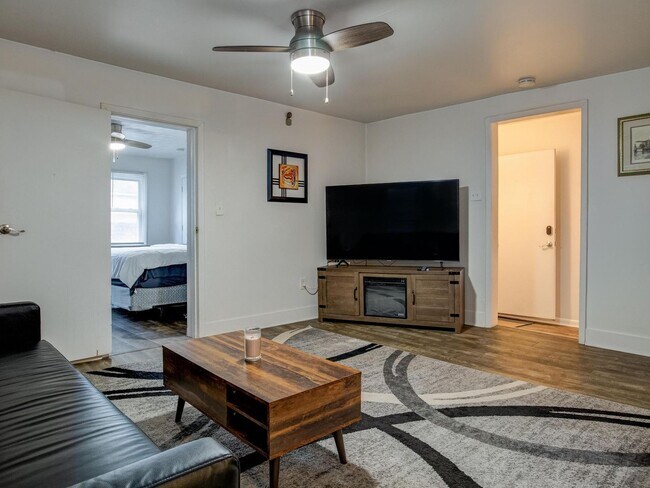 Foto del edificio - 617 Straight  St Sewickley, PA 15143