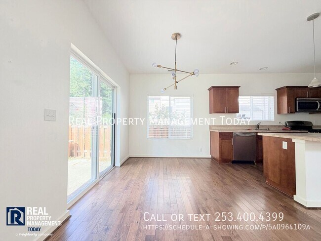 Foto del edificio - 6217 Wesley Pl SE