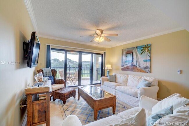 Foto del edificio - 101 Ocean Bluffs Blvd