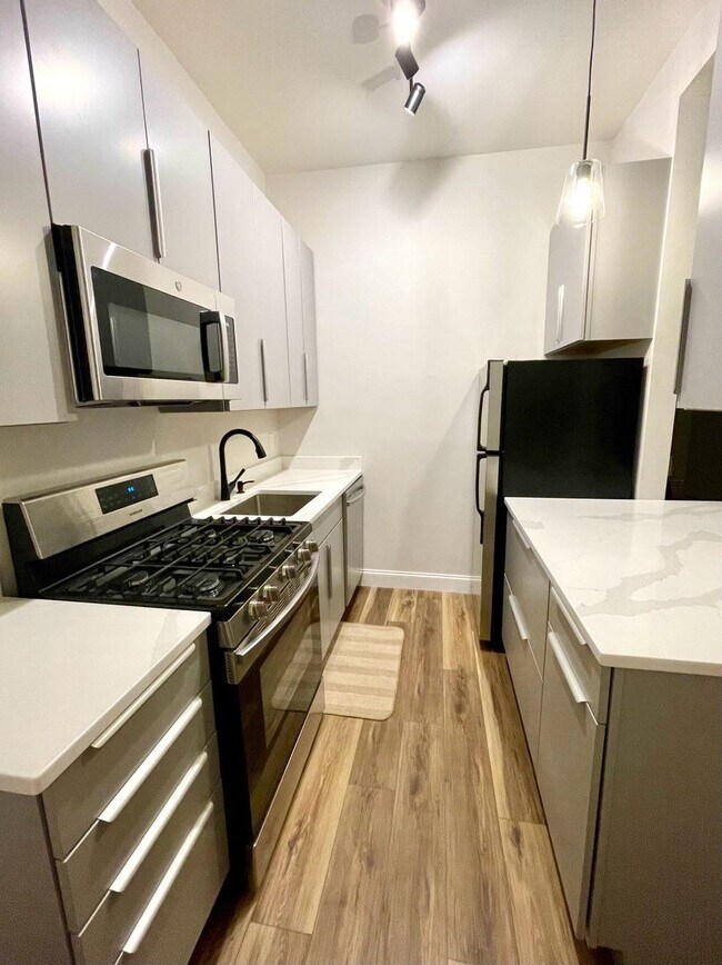 Foto del edificio - 638 Garden St