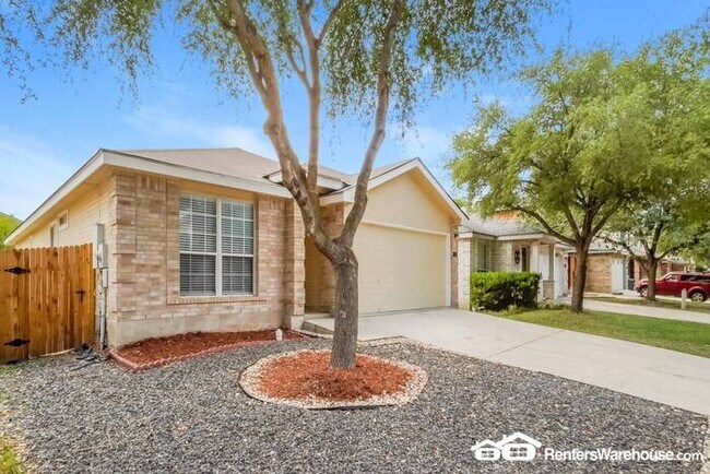 Building Photo - $500 off 2nd months rent. One Story 3 bedr...