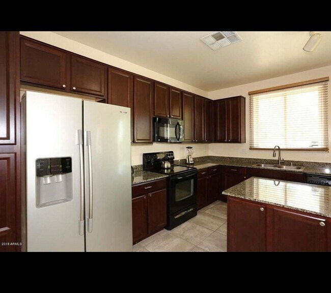 Foto del edificio - 2101 E Sunland Ave