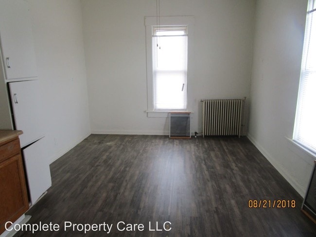 Building Photo - 416 W Jackson St