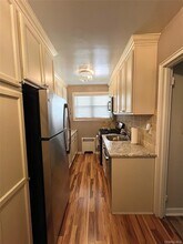 Building Photo - 154 Martling Ave