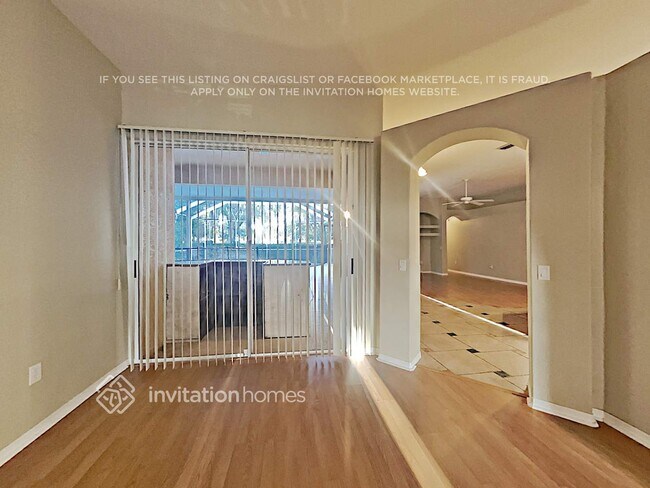Building Photo - 3721 Hollow Wood Dr