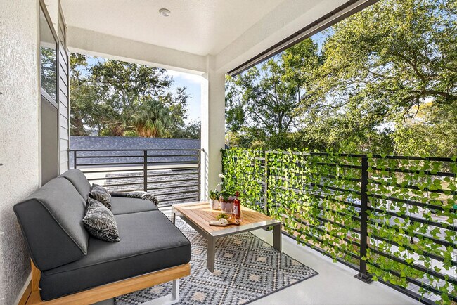 Foto del edificio - 1734 W Cherry St