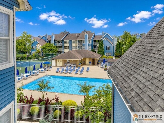 Building Photo - 130 Longfield Ct