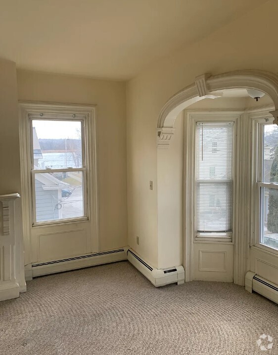 Beautiful Arched Bay Window - 10 2nd St