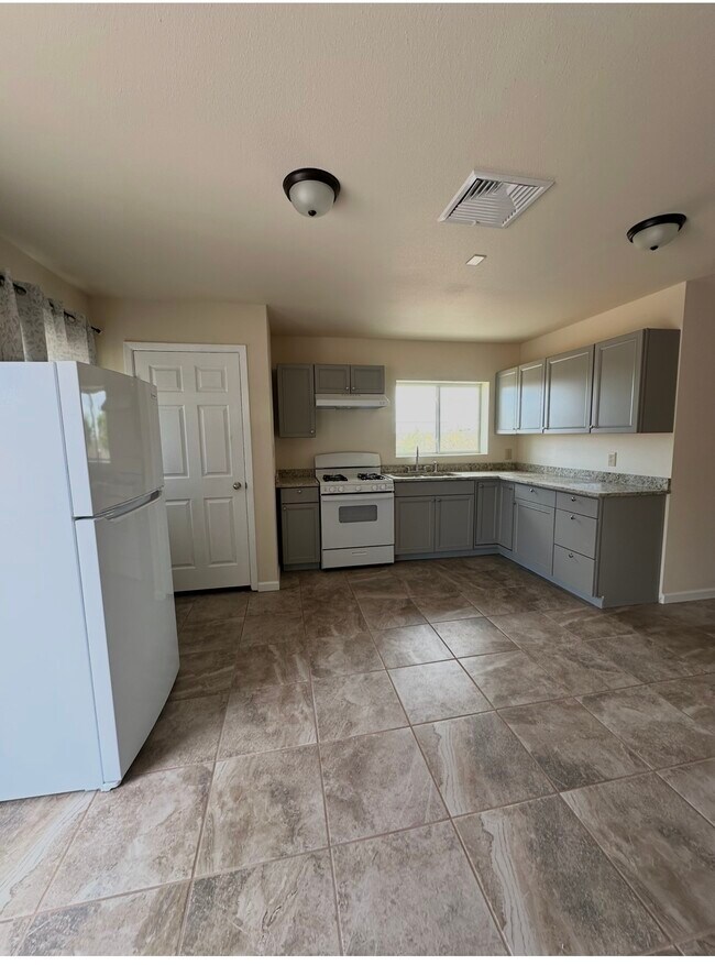 Cocina - 301 Alamosa