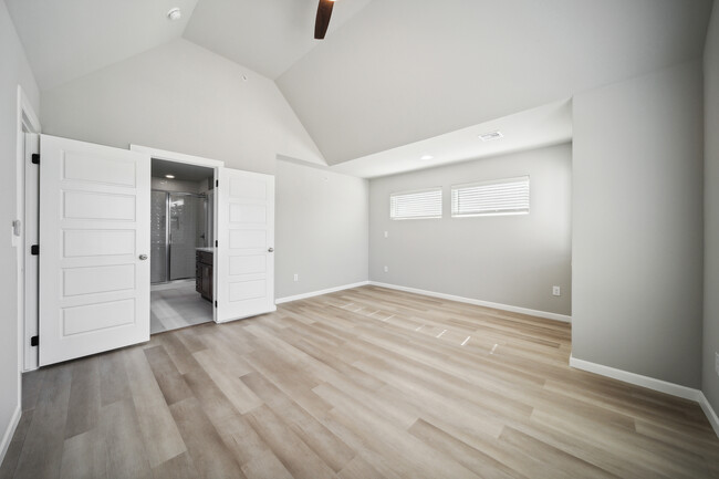 Building Photo - 7902 S 33rd West Ave