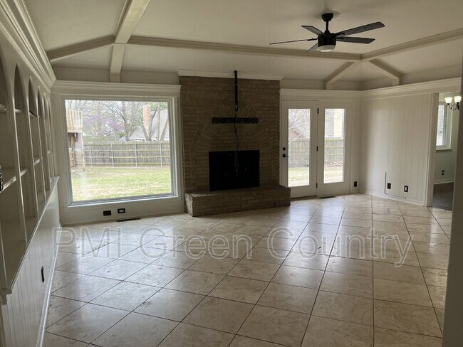 Foto del edificio - 3602 E 70th St