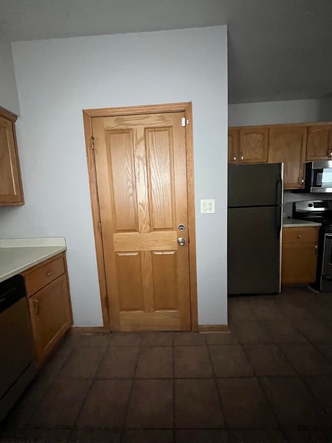 Building Photo - 237 142nd St