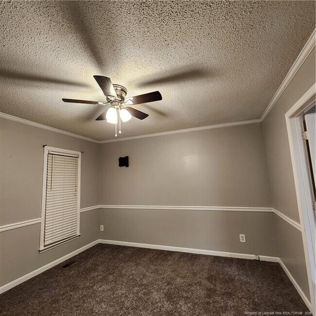 Building Photo - 4016 Bankside Dr