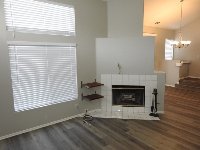 Building Photo - 2295 Indigo Hills Dr