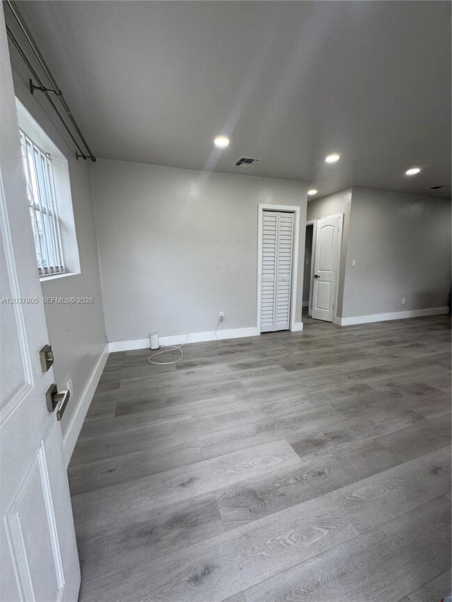 Building Photo - 3000 NW 91st St