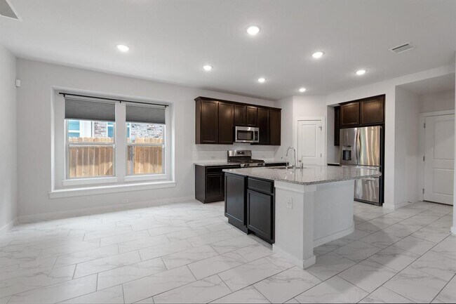 Foto del edificio - 8215 Prairie Rye Dr