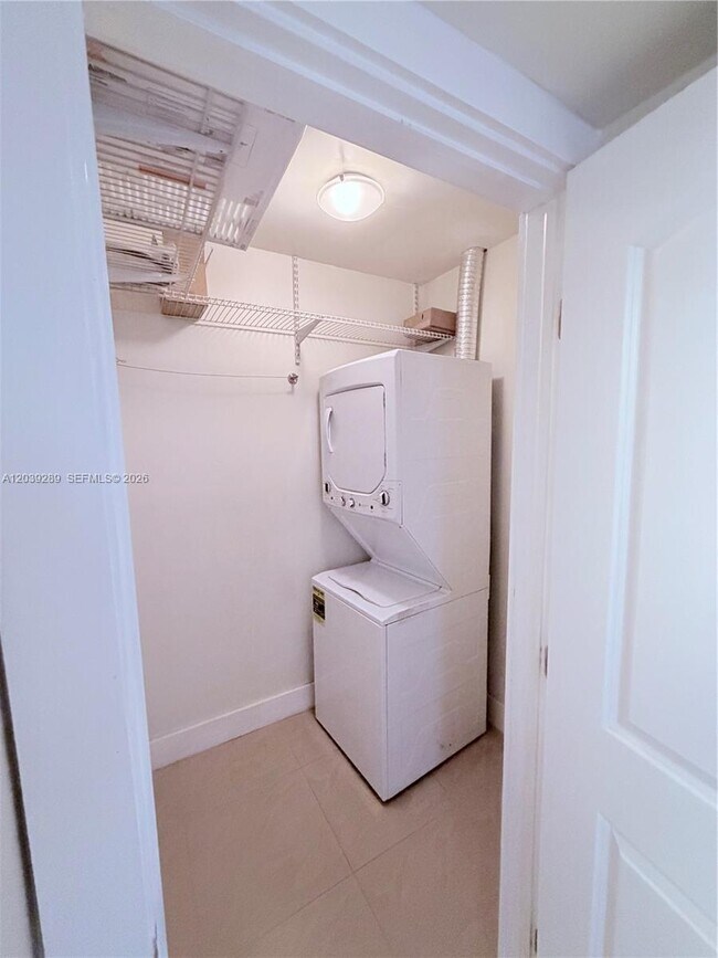 Foto del edificio - 13872 SW 90th Ave