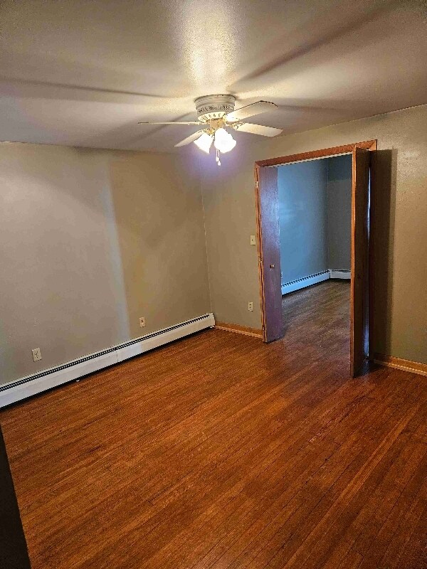 Building Photo - 1405 Prospect Ave