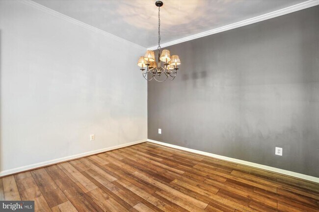Foto del edificio - 6533 Grange Ln