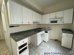 Building Photo - 53 Ashford St