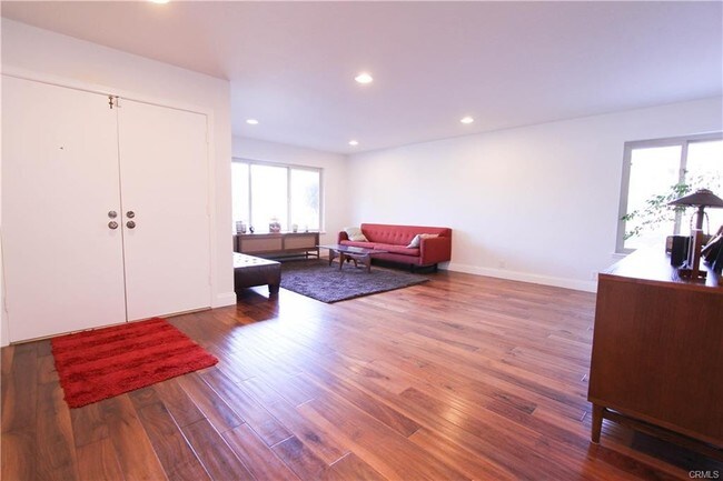 Building Photo - 2290 Forbes Ave