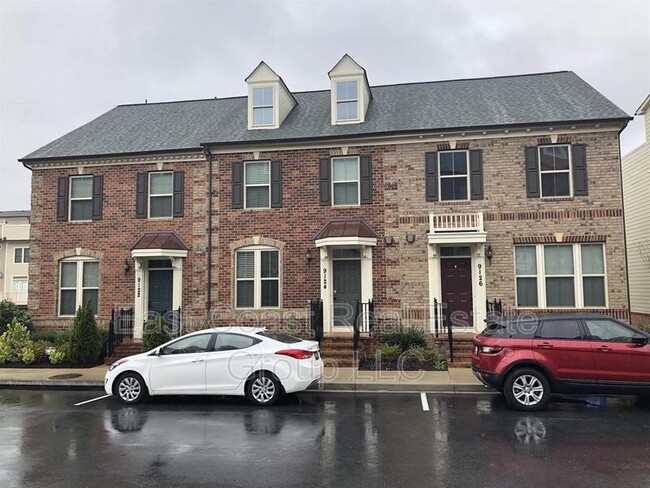 Foto del edificio - 9126 Landon House Ln