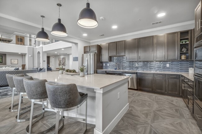 Foto del edificio - Solea Cinco Ranch 55+ Active Adult