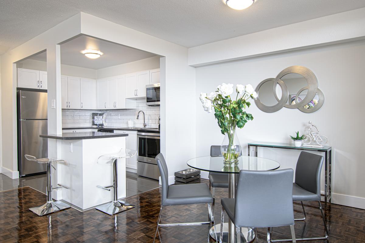 Twin Towers Apartments 5365 Speedvale Ave W Guelph, ON