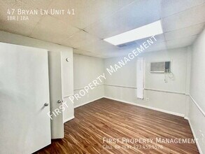 Building Photo - 47 Bryan Ln