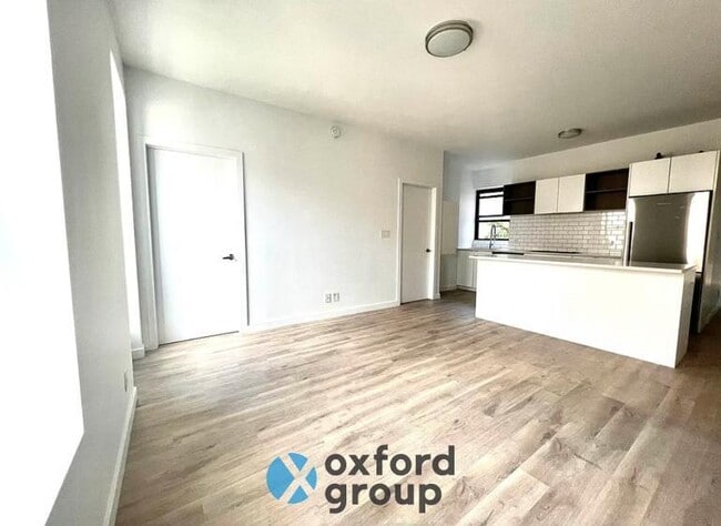 Building Photo - 3 bedroom in New York NY 10014