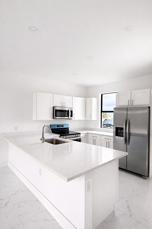 Building Photo - 478 Lotus Ave S