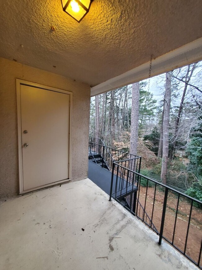 Foto del edificio - Open House Thursday 04/23/2026 from 6:30 PM to 7:00 PM