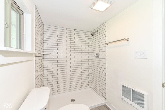 Building Photo - 6348 W 750 N