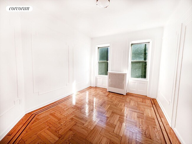 Building Photo - 173 E 32nd St