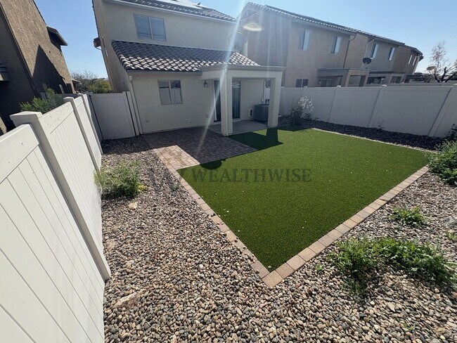 Foto del edificio - 3 Bedroom 2.5 Bath Home for Rent in Red Rock Village I Solar I 39912 S Farmers Way, Red Rock, AZ ...