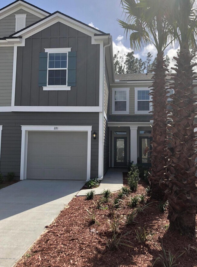 Building Photo - 221 Servia Dr