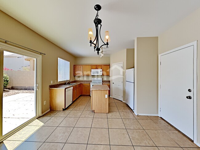 Foto del edificio - 7001 S 40th Avenue