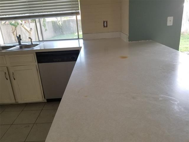 Foto del edificio - 2517 Rich Oak Dr
