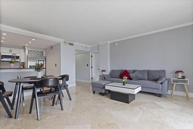 Foto del edificio - 2900 NE 30th St