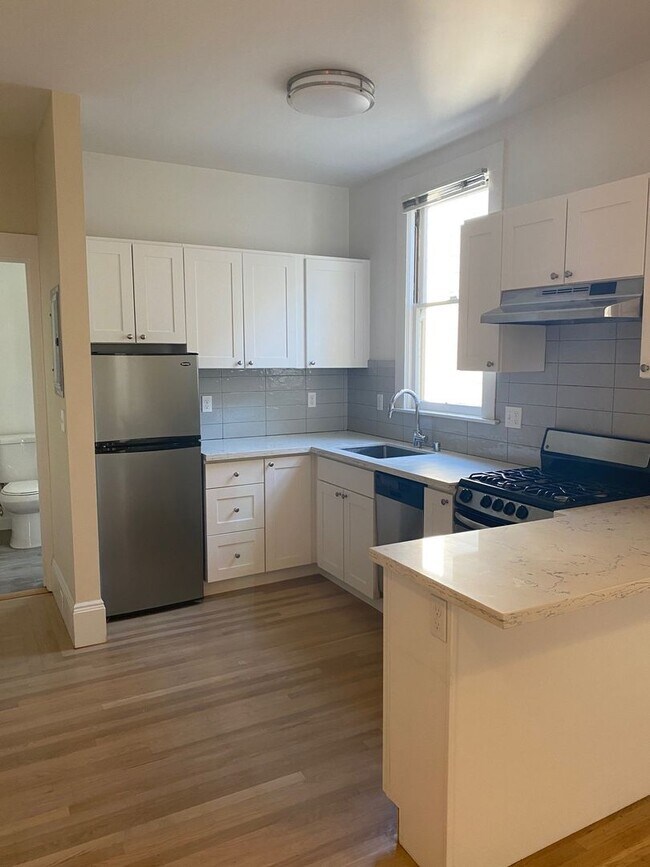 3988 - 3988 Apartment
