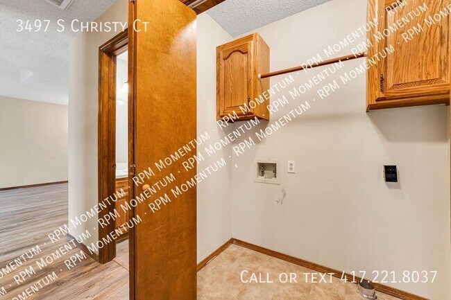 Foto del edificio - 3497 S Christy Ct