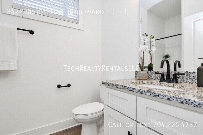 Foto del edificio - 3422 Brookshire Blvd