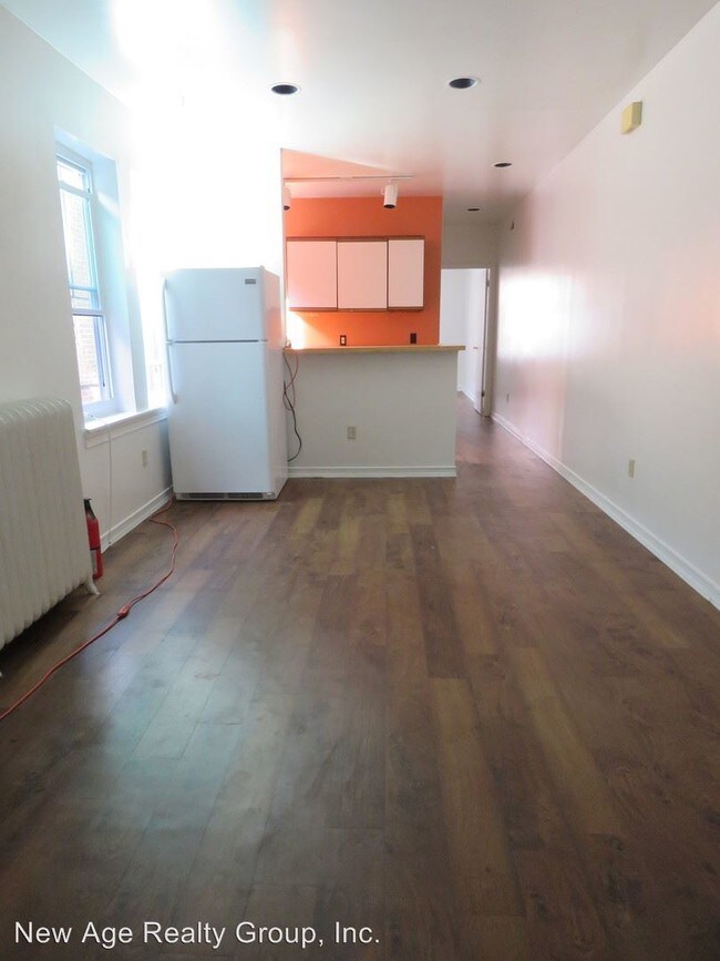 Building Photo - 4511 Baltimore Ave