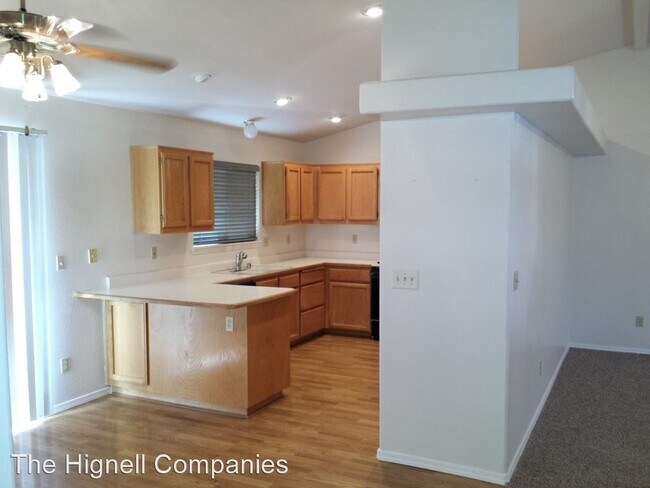 Foto del edificio - 3 br, 2 bath House - 1565 Purple Way