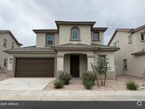 Building Photo - 1193 E Spruce Dr
