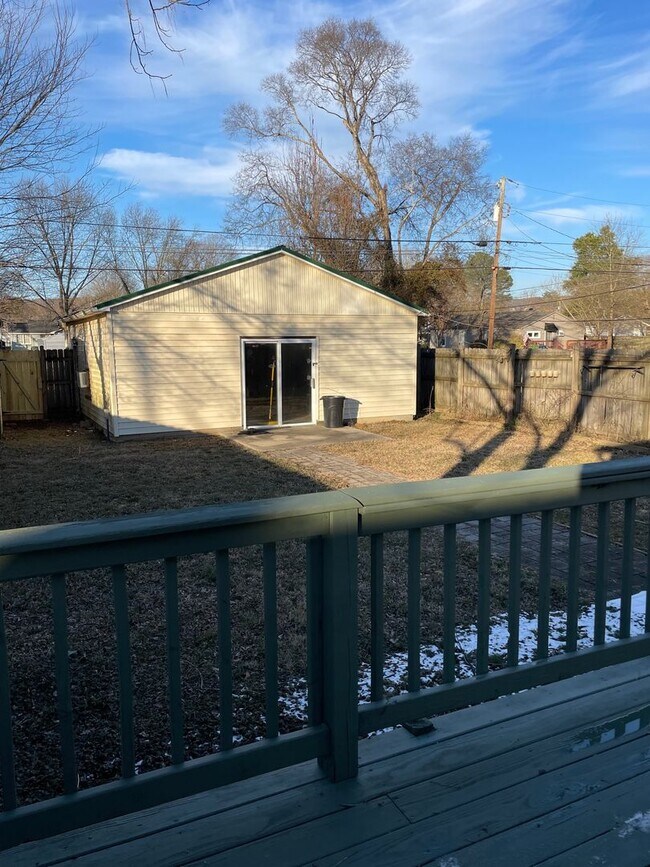 Building Photo - 5 Points Bungalow