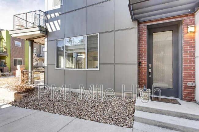 Building Photo - 2029 W 67th Pl