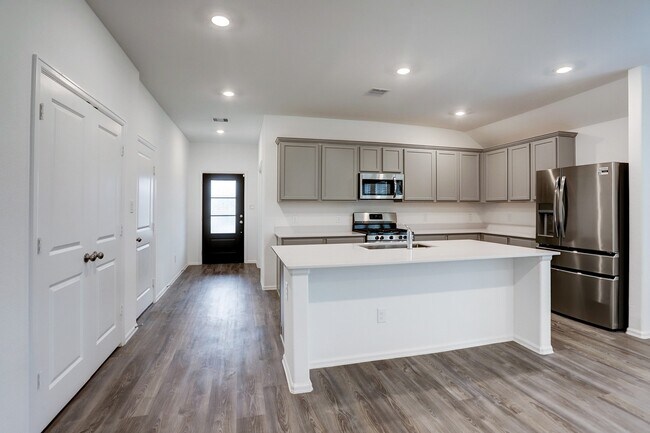 Foto del edificio - 5003 Viridian Forrest Dr