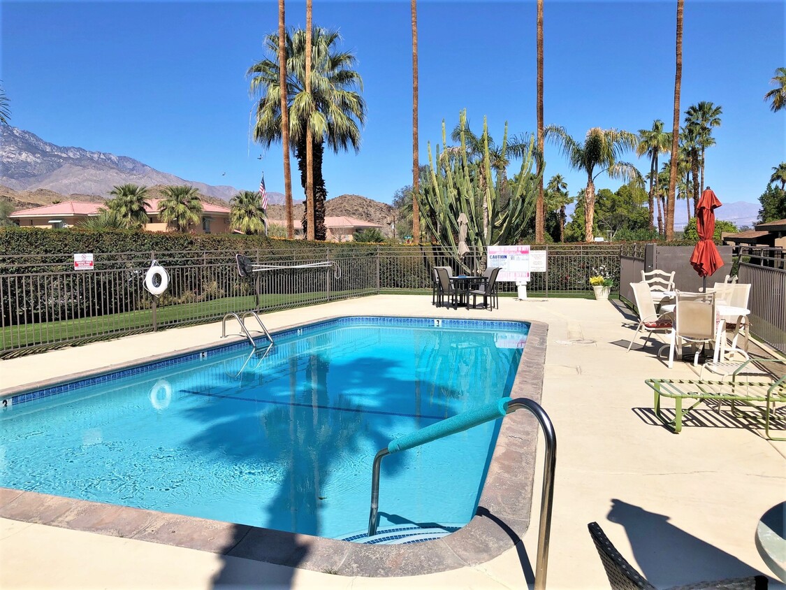 Primary Photo - 68365 Tahquitz Rd